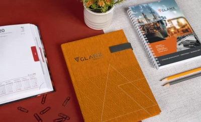 Kalendarz b5 tygodniowy z grafiką