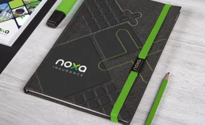 Notes reklamowy b5, gumka z plakietą i logo