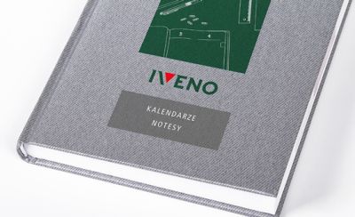 Nadruk UV na kalendarzu 