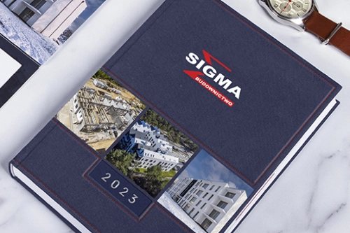 Kalendarz notatnik z grafiką i tłoczeniem