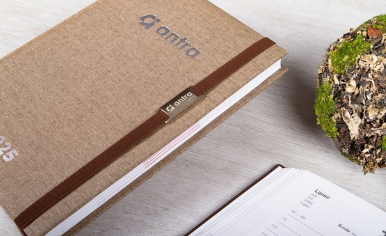 Notes Firmowy A5 Z Gumka I Emblematem Z Logo